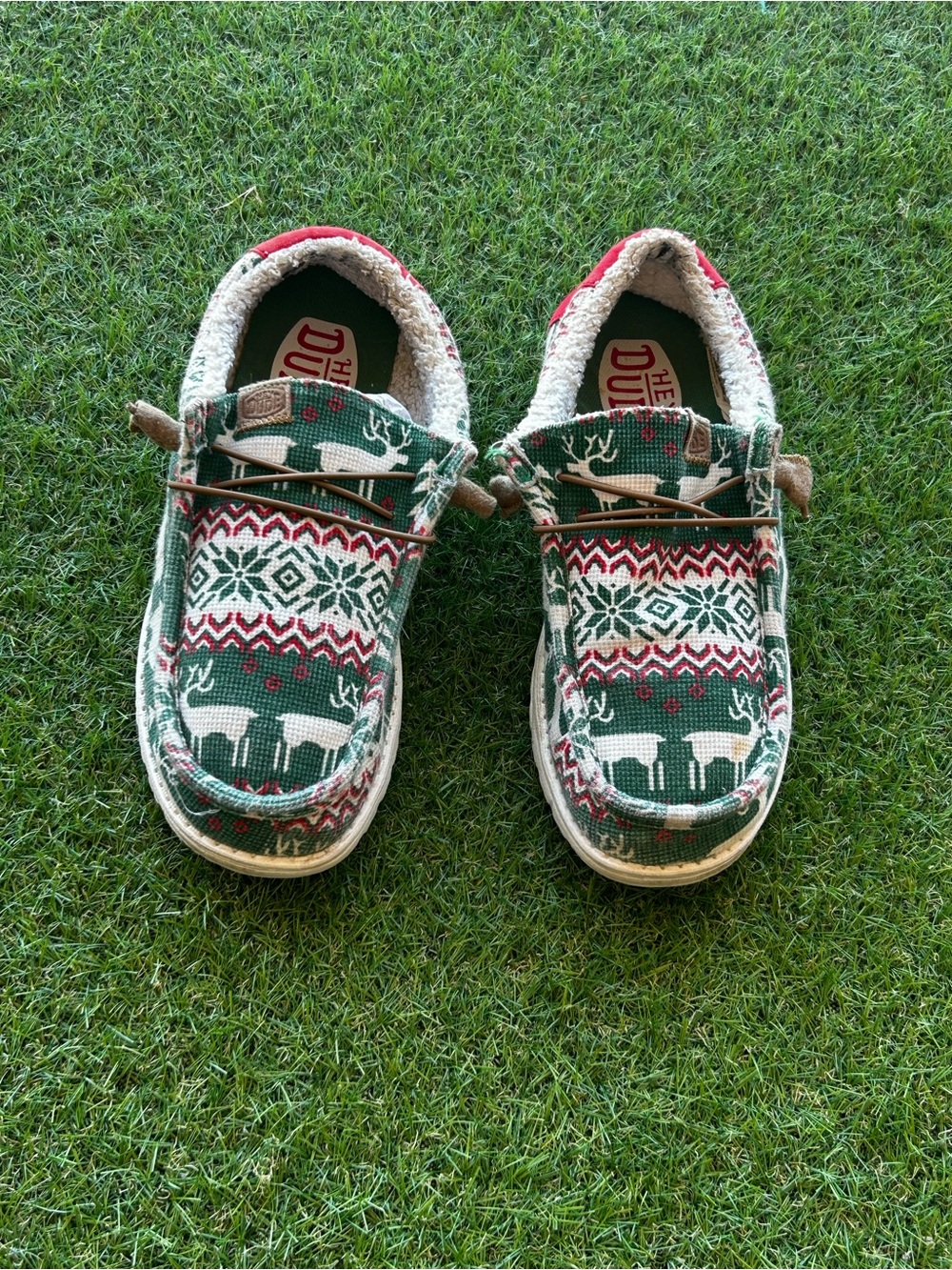 Hey Dude Ugly Christmas Sweater Size 9